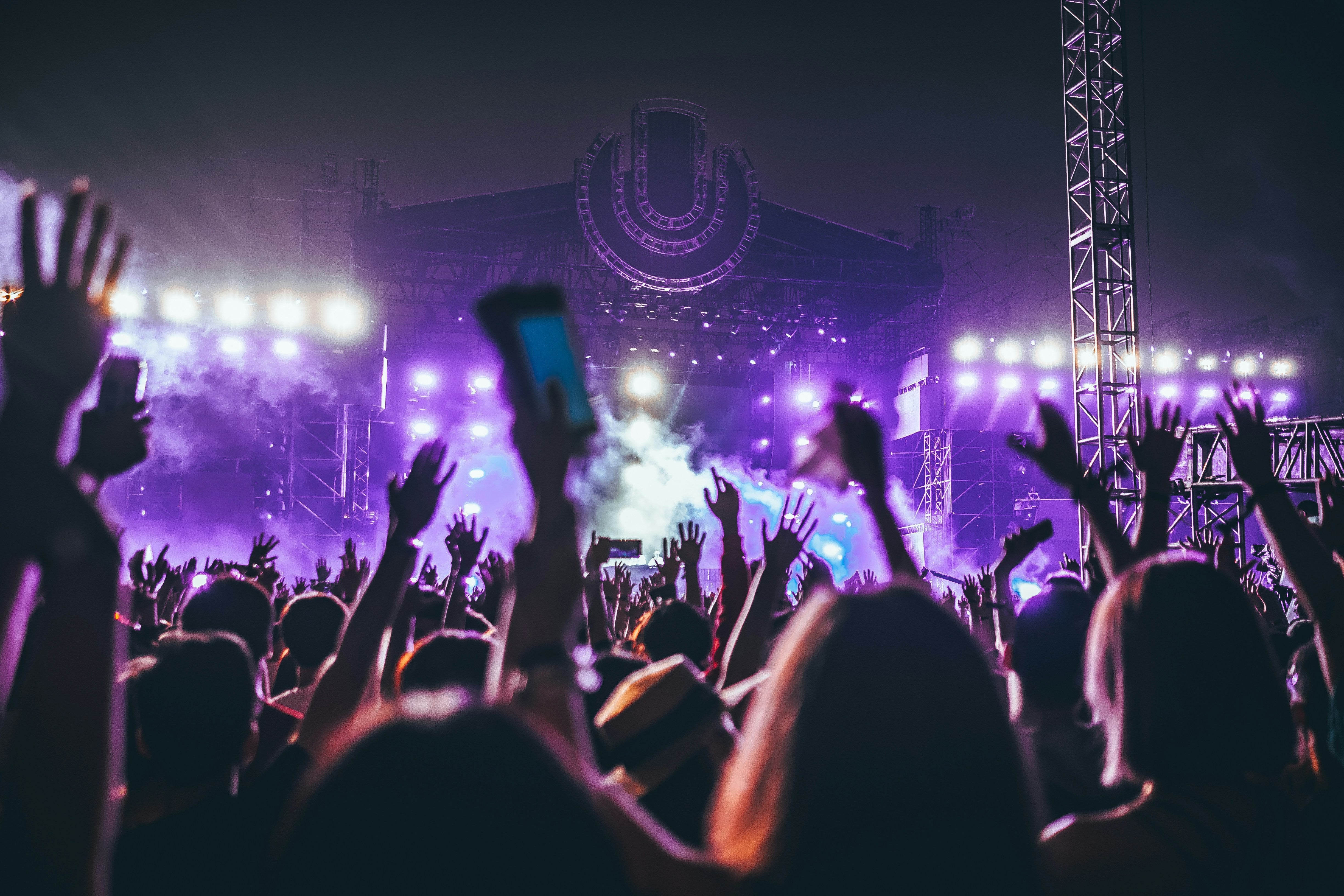 Summer 2025’s Hottest Festival Hair Trends: How to Rock a Wig Like a Pro